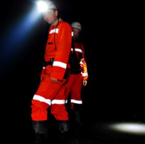 <b>・救助隊(Rescue team)